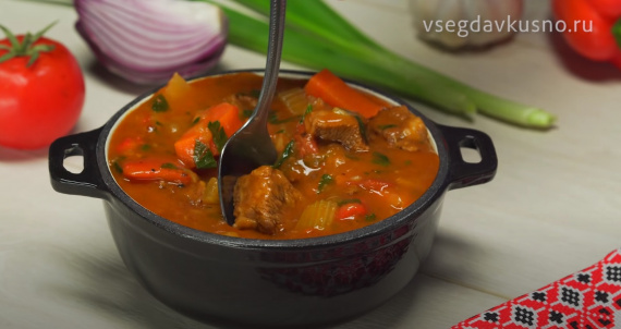 Гуляш. Венгерская кухня Гуляш. Венгерская кухня