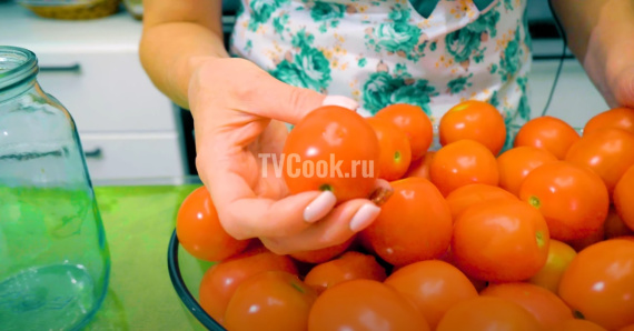 Деликатесные помидоры по-домашнему на зиму Деликатесные помидоры по-домашнему на зиму