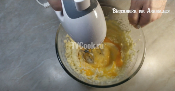 Нежные, воздушные и очень ароматные кексы с яблоками. Нежные, воздушные и очень ароматные кексы с яблоками.