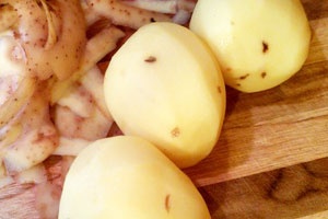 Курица с кабачками и картошкой Курица с кабачками и картошкой