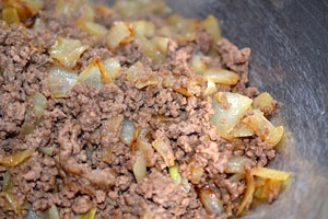 Макароны по-флотски с тушенкой Макароны по-флотски с тушенкой