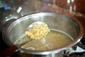 Макароны по-флотски с тушенкой Макароны по-флотски с тушенкой