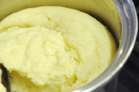 Профитроли с сырной начинкой Профитроли с сырной начинкой