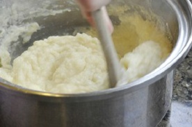 Профитроли с сырной начинкой Профитроли с сырной начинкой