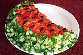 Салат "Арбузная долька" с курицей Салат "Арбузная долька" с курицей