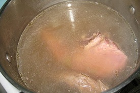 Салат с языком и огурцами Салат с языком и огурцами