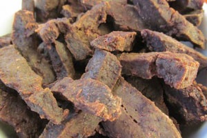 Салат с печенью и огурцами Салат с печенью и огурцами