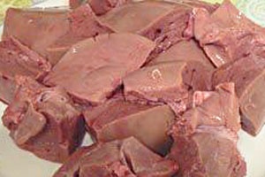 Салат с печенью и огурцами Салат с печенью и огурцами