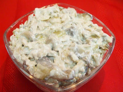 Салат с солеными огурцами Салат с солеными огурцами