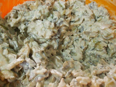Салат с солеными огурцами Салат с солеными огурцами
