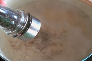 Сырный суп с колбасой Сырный суп с колбасой