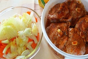 Курица жареная с морковью Курица жареная с морковью