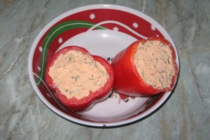 Перец, фаршированный сыром Перец, фаршированный сыром