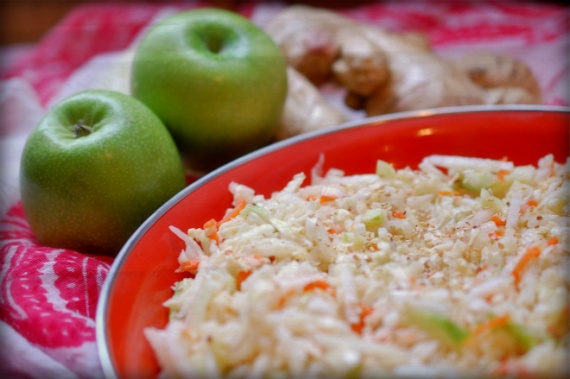 Квашеная капуста с яблоками Квашеная капуста с яблоками