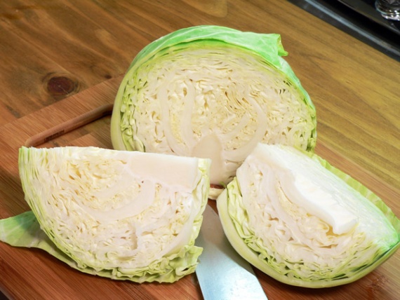Квашеная капуста с яблоками Квашеная капуста с яблоками