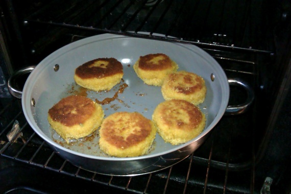 Рыбные котлеты с кальмарами Рыбные котлеты с кальмарами