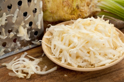 Салат из сельдерея и моркови Салат из сельдерея и моркови