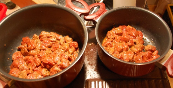 Говядина, тушеная с картофелем Говядина, тушеная с картофелем