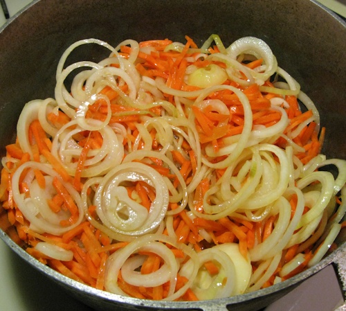 Маринованная морковь с луком Маринованная морковь с луком