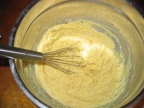 Пирог из жидкого теста с консервами и картошкой Пирог из жидкого теста с консервами и картошкой