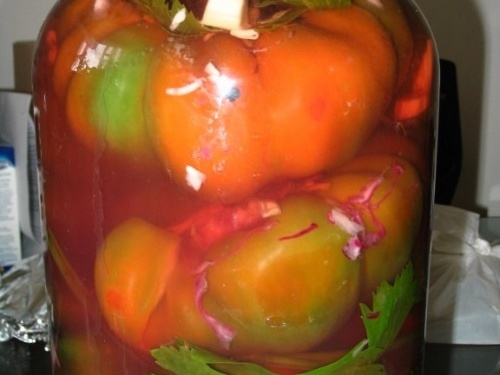 Маринованный перец, фаршированный капустой Маринованный перец, фаршированный капустой