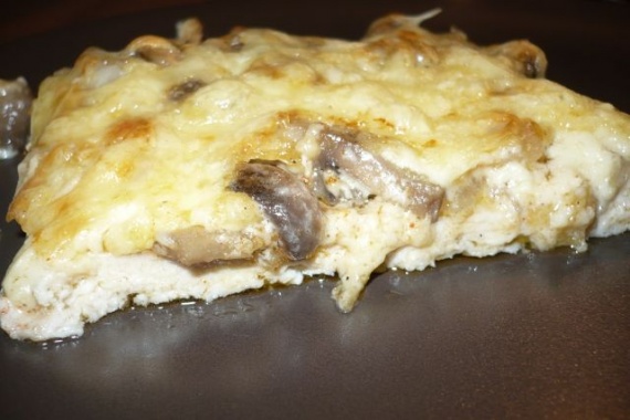 Куриные отбивные с грибами и сыром Куриные отбивные с грибами и сыром