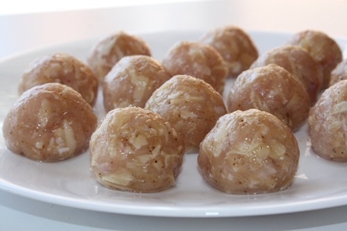 Куриные фрикадельки с сыром Куриные фрикадельки с сыром