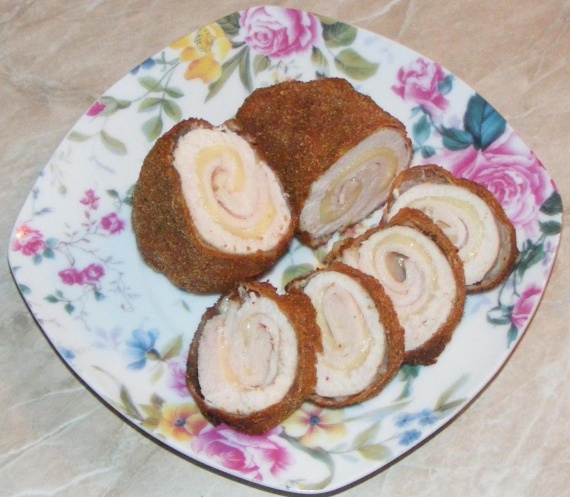 Рулеты из куриной грудки Рулеты из куриной грудки