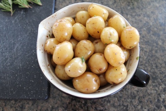 Шашлык из мяса и картофеля Шашлык из мяса и картофеля