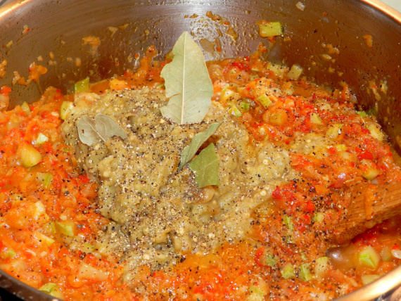 Закуска из кабачков и баклажанов на зиму Закуска из кабачков и баклажанов на зиму