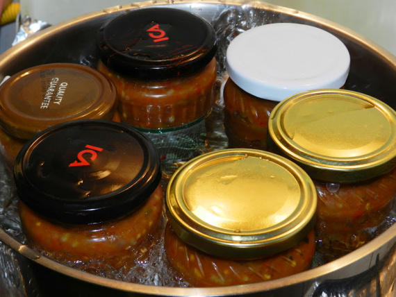 Закуска из кабачков и баклажанов на зиму Закуска из кабачков и баклажанов на зиму