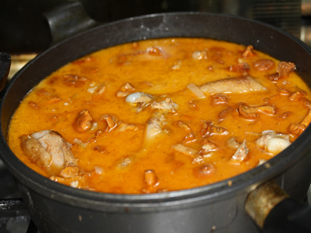 Курица с лесными грибами Курица с лесными грибами