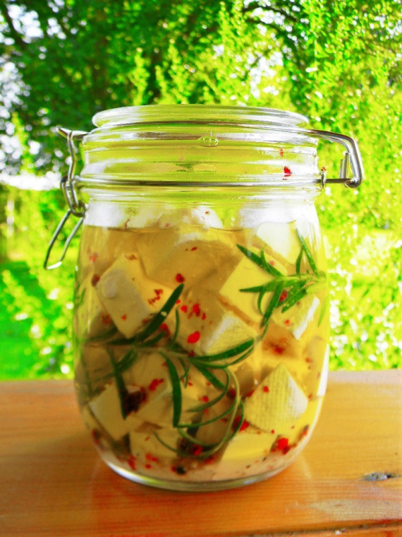 Сыр в оливковом масле Сыр в оливковом масле