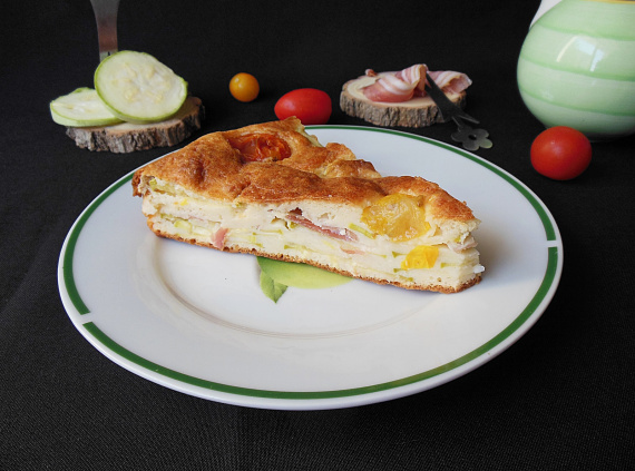 Кабачковый пирог с беконом Кабачковый пирог с беконом