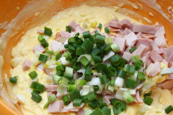 Закусочный кекс с яйцами Закусочный кекс с яйцами