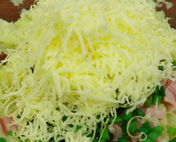 Картофельные котлеты с ветчиной и сыром на сковороде Картофельные котлеты с ветчиной и сыром на сковороде