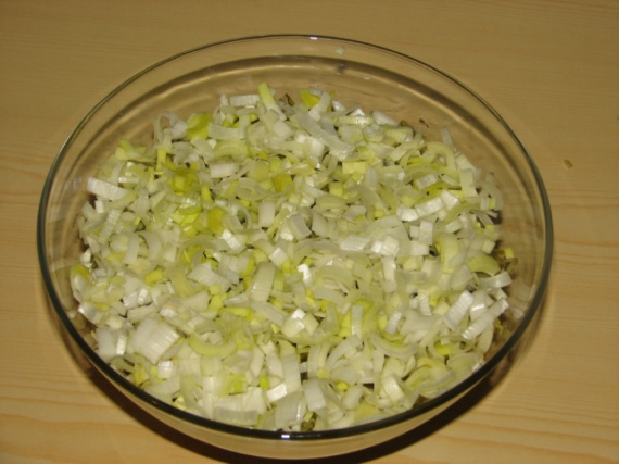 Салат с селедкой и яблоком Салат с селедкой и яблоком