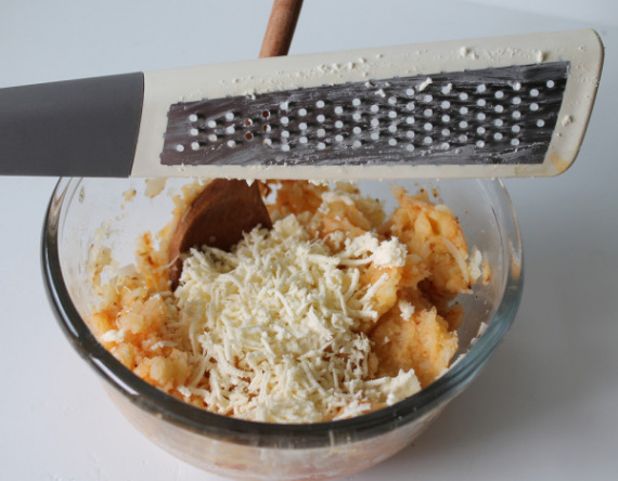 Картофель, фаршированный сыром Картофель, фаршированный сыром