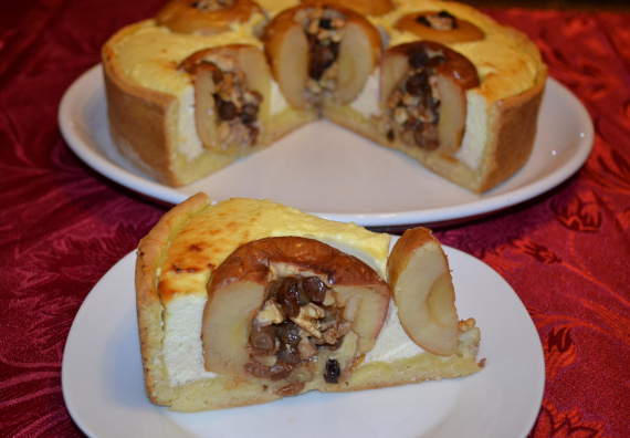 Пирог с целыми яблоками Пирог с целыми яблоками