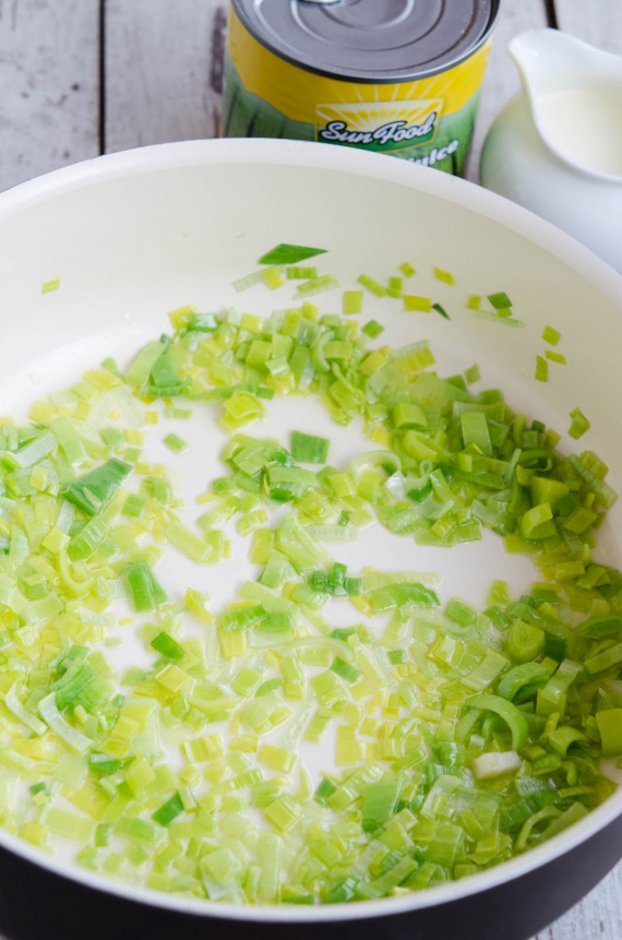 Суп с креветками и кукурузой Суп с креветками и кукурузой