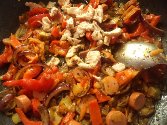 Гречка с курицей и овощами Гречка с курицей и овощами