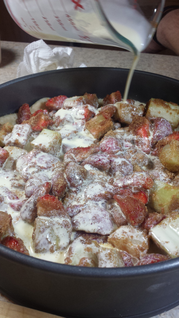 Тарт с ревенем и клубникой Тарт с ревенем и клубникой