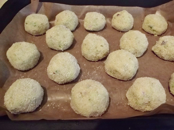 Котлеты из кабачков с сыром Котлеты из кабачков с сыром