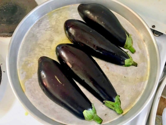 Баклажаны, запеченные с сыром Баклажаны, запеченные с сыром