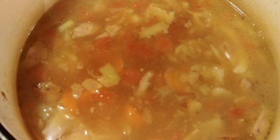 Солянка с капустой по-домашнему Солянка с капустой по-домашнему