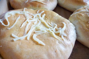 Хачапури в духовке с сыром Хачапури в духовке с сыром