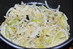 Рыба жареная с луком Рыба жареная с луком