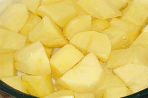 Овощное рагу с капустой, картофелем и кабачками Овощное рагу с капустой, картофелем и кабачками