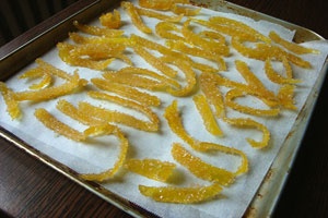 Цукаты из апельсиновых корок Цукаты из апельсиновых корок
