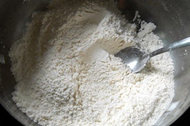 Торт сметанный с орехами Торт сметанный с орехами